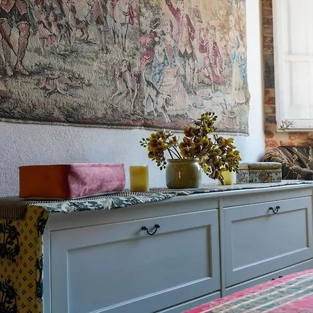 Apartment Piazza In Montemerano, The Heart Of Tuscany *